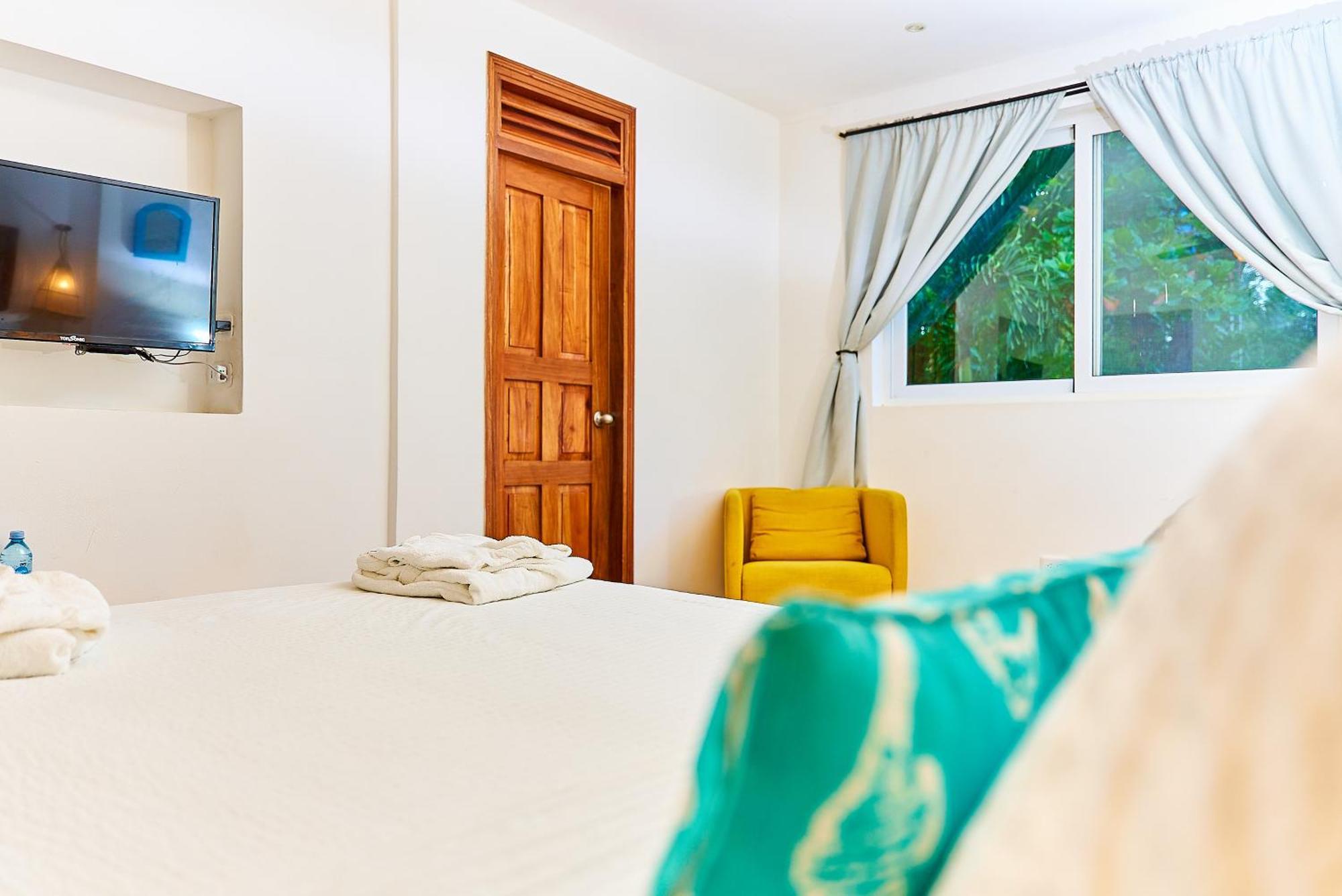Aaki Hotel Las Peñitas エクステリア 写真
